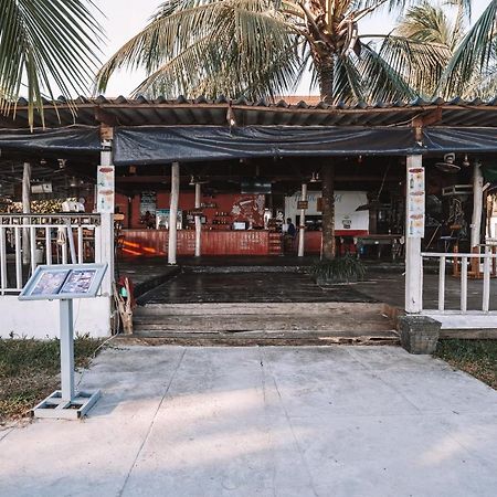 瓜隆岛 马里布青年旅馆酒店 外观 照片